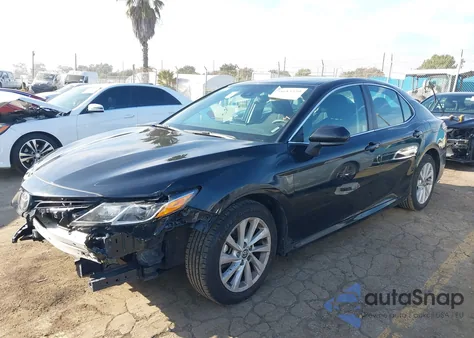 2022 Toyota Camry Le из США, поврежденный, VIN 4T1C11AK4NU637338